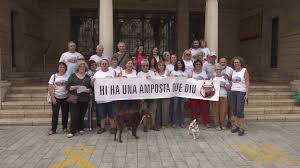 Personalitats de la cultura i la societat ebrenques donen la cara públicament en contra dels correbous
